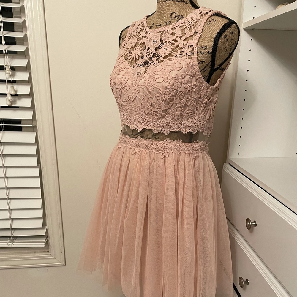 Maniju Light Pink Crochet/Lace Top Short Dress